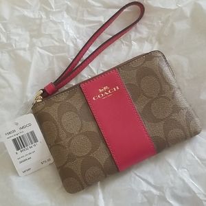 Coach - Corner Zip Wristlet (Khaki/Bright Pink)